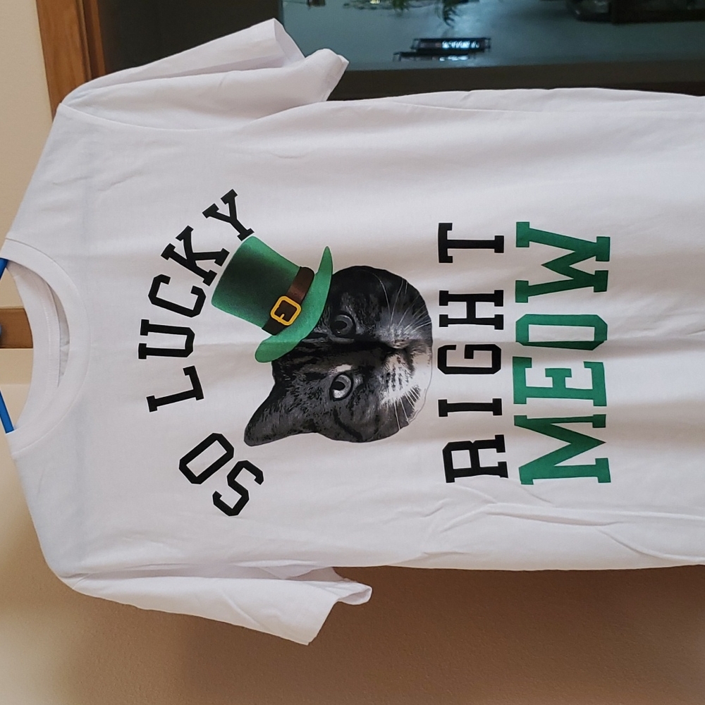 Cat t-shirt